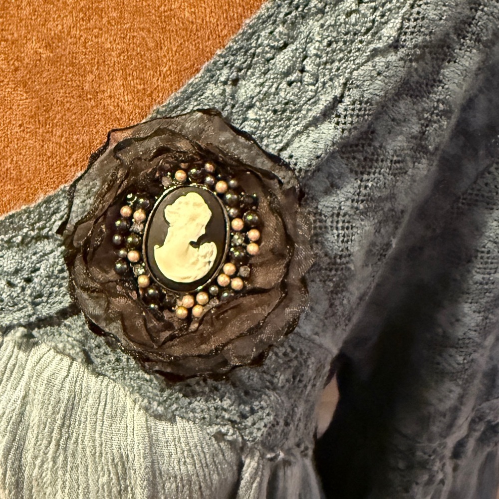 Elegant Handmade Cameo Brooch